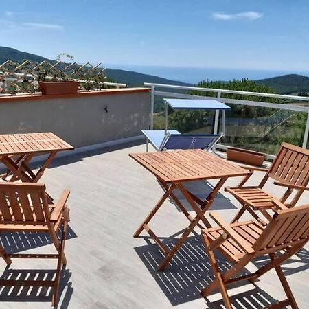 Vista Sulle Isole Dell'Arcipelago Toscano Nibbiaia Екстериор снимка