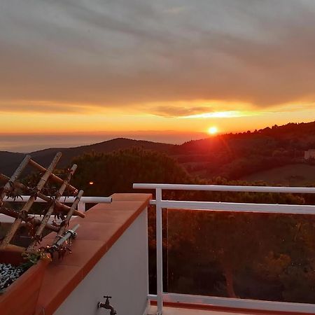 Vista Sulle Isole Dell'Arcipelago Toscano Nibbiaia Екстериор снимка