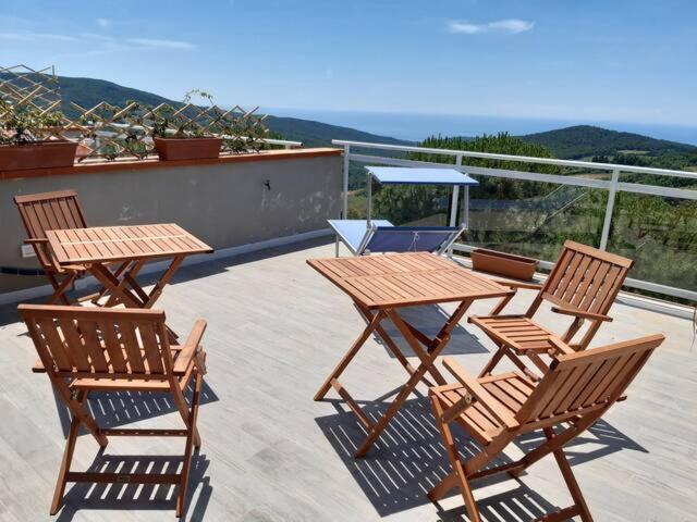 Vista Sulle Isole Dell'Arcipelago Toscano Nibbiaia Екстериор снимка